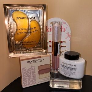 grace & stella Energizing Eye Masks and Revolution Contour Set